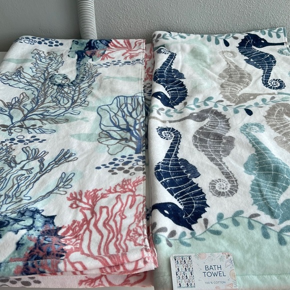 Coastal Bath 2 Nwt Seahorse Coral Reefs Ocean Bath Towels By